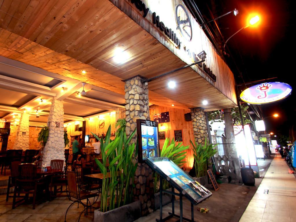 Jesens Inn I 꾸따 외부 사진